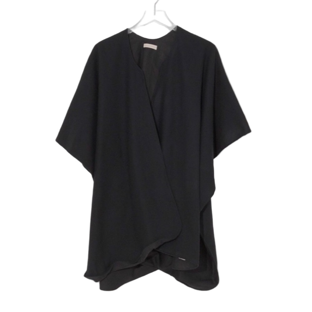Jesse Kamm Ama Warming Cape in black wool/linen - Picture 4 of 7